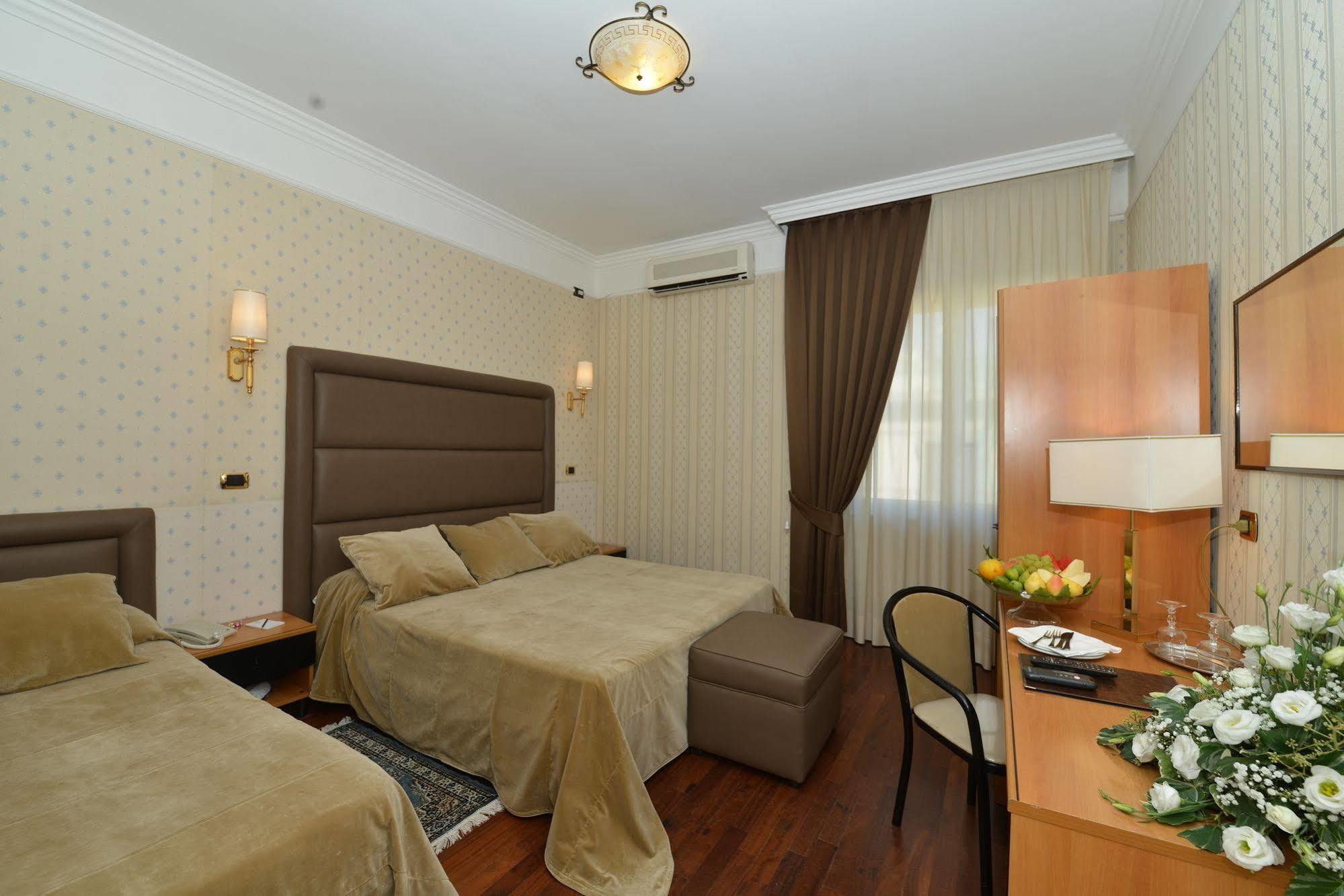 Hotel Palma Pompeji Kültér fotó