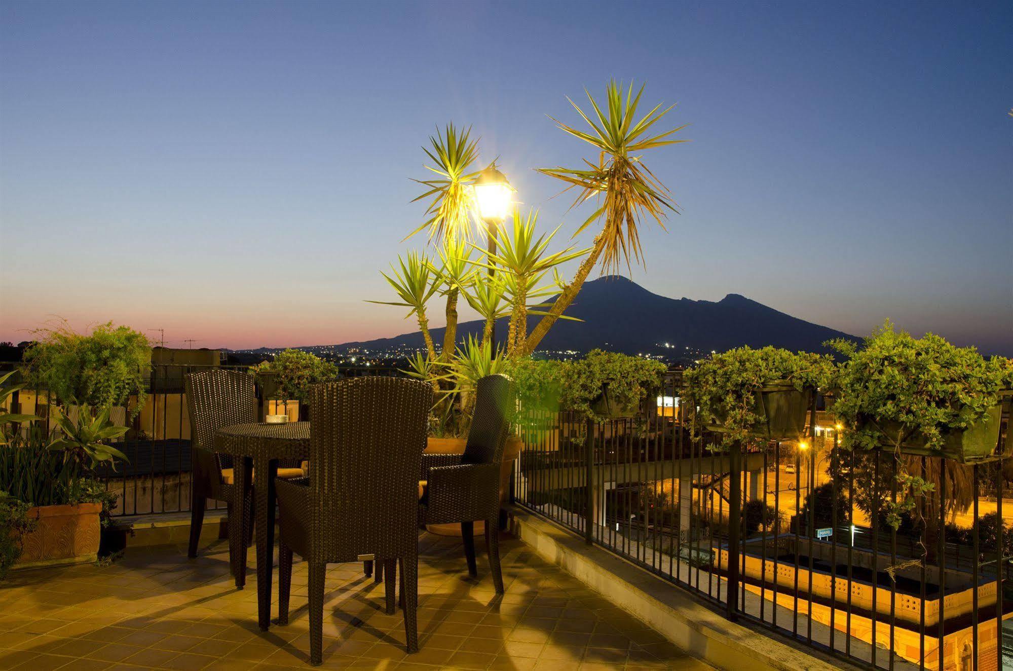 Hotel Palma Pompeji Kültér fotó